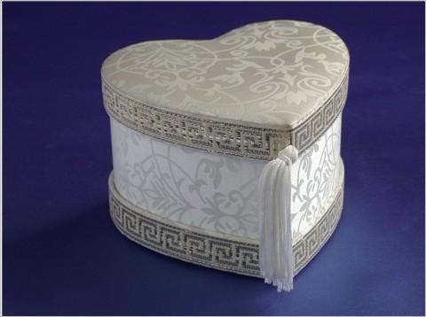 �人��Ʒ��