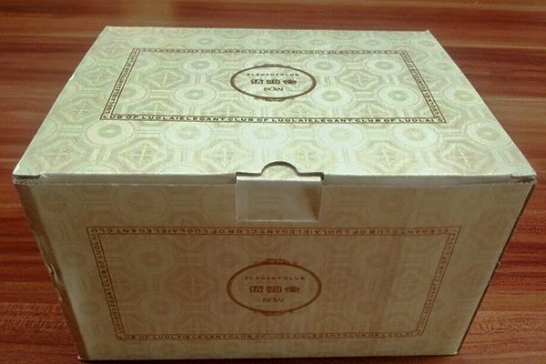 �人��װ��